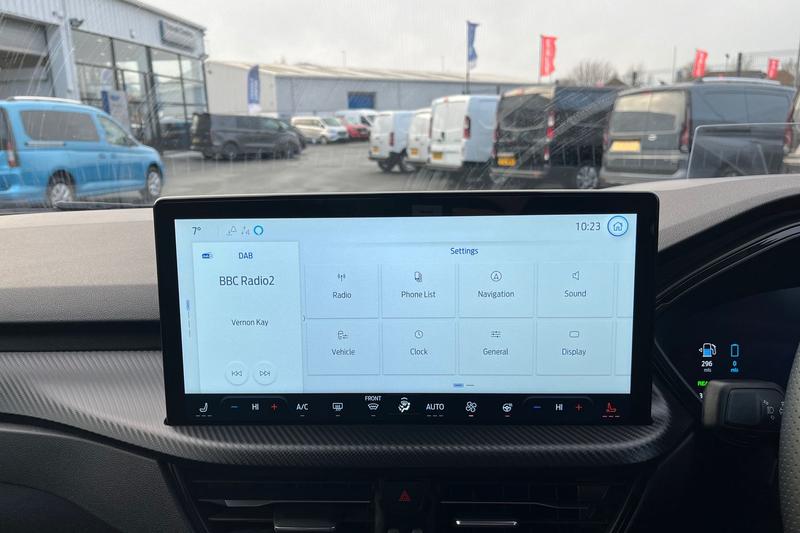 Used Ford Kuga 2025 for sale - 76971968: Photo 30