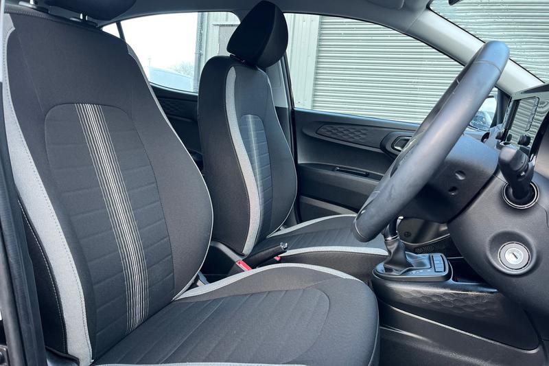 Used Hyundai i10 2024 for sale - 77346237: Photo 17