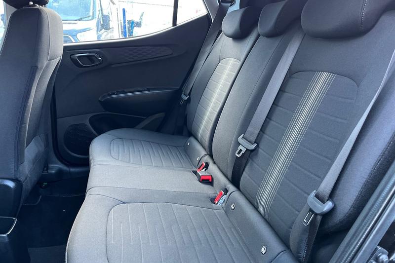 Used Hyundai i10 2024 for sale - 77346237: Photo 20