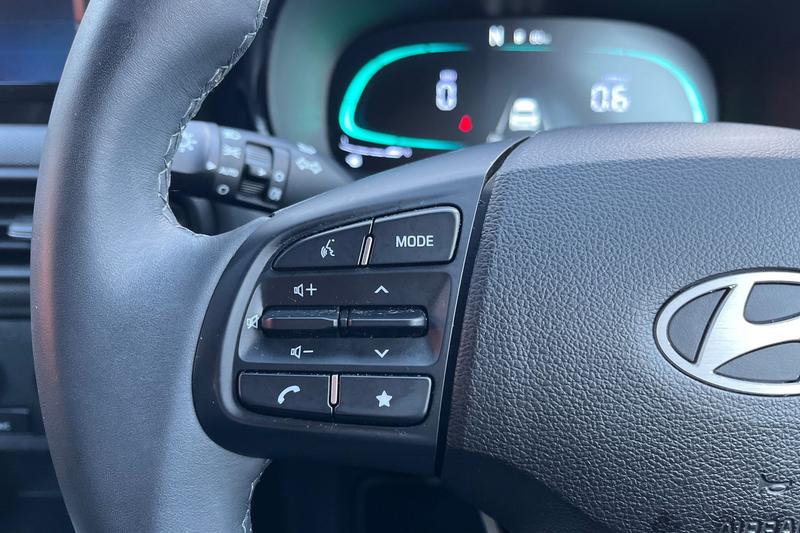 Used Hyundai i10 2024 for sale - 77346237: Photo 39