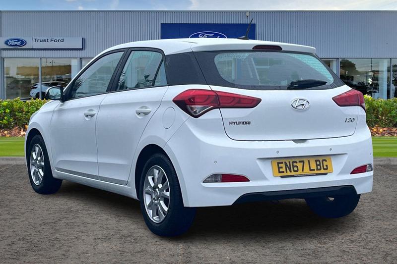 Used Hyundai i20 2018 for sale - 77036939: Photo 2