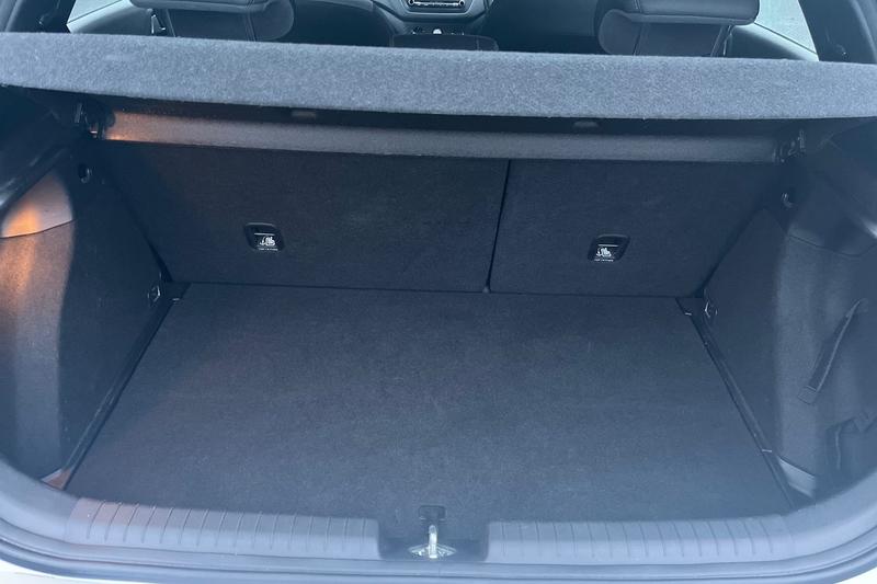 Used Hyundai i20 2018 for sale - 77036939: Photo 21