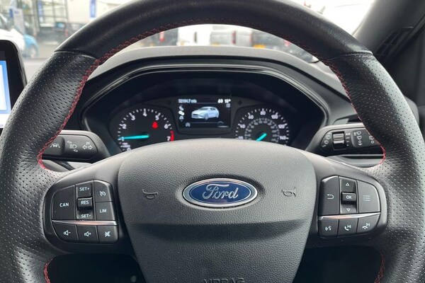 Used Ford Focus 2019 for sale - 76302729: Photo 12