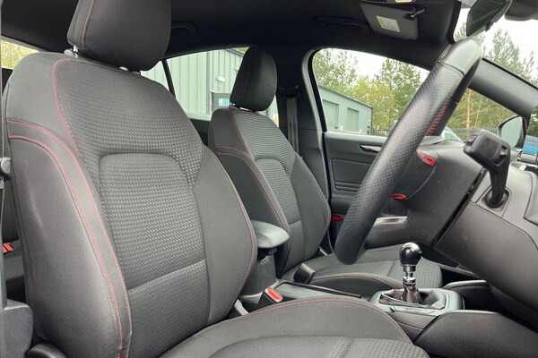 Used Ford Focus 2019 for sale - 76302729: Photo 17