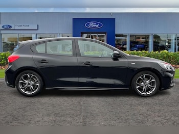 Used Ford Focus 2019 for sale - 76302729: Photo 3