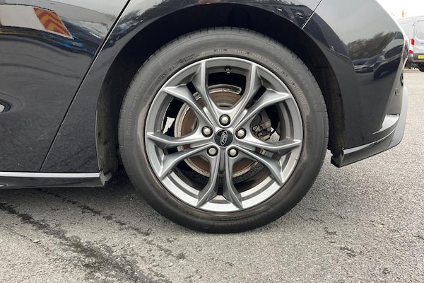 Used Ford Focus 2019 for sale - 76302729: Photo 8