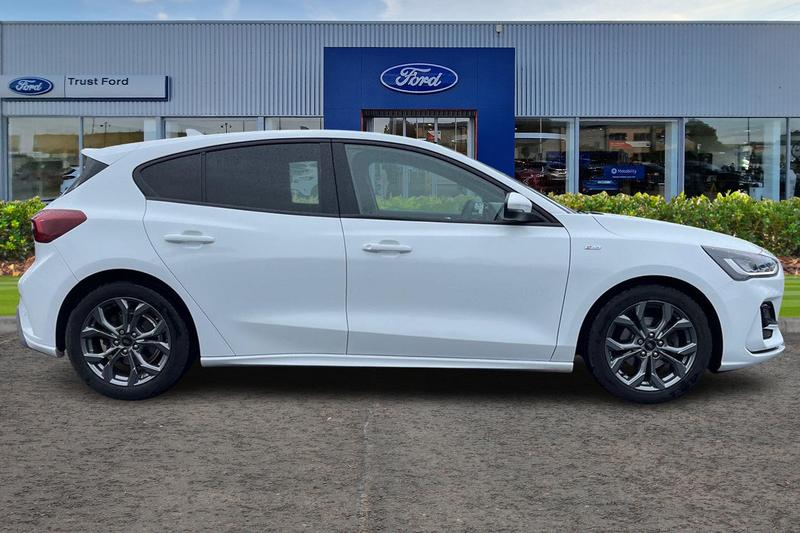 Used Ford Focus 2023 for sale - 77878228: Photo 3