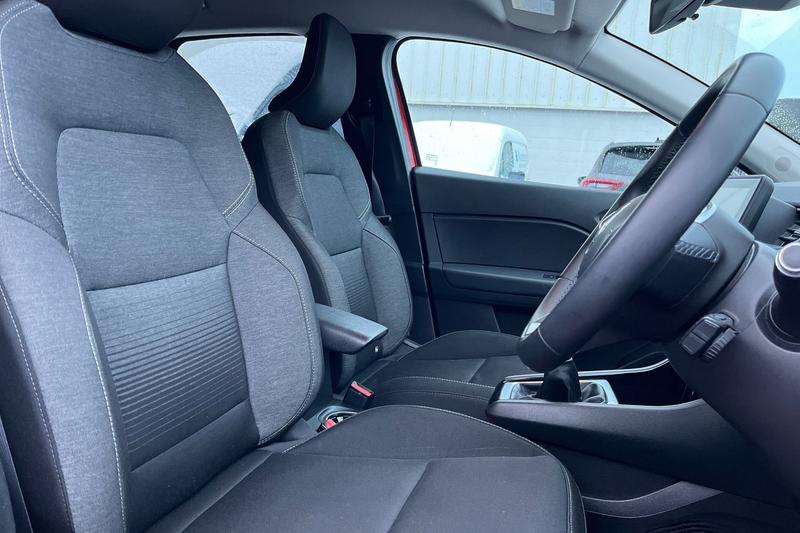 Used Renault Captur 2020 for sale - 77117410: Photo 17