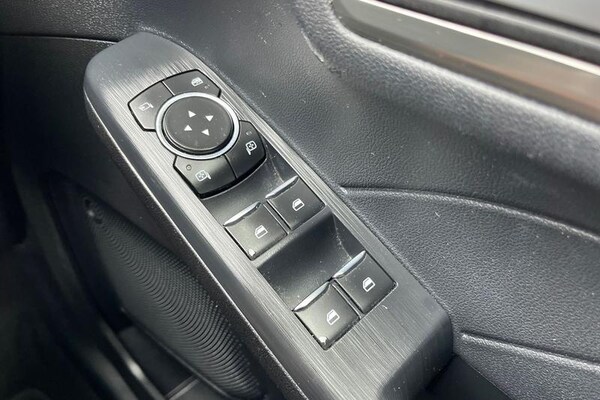 Used Ford Kuga 2022 for sale - 75778940: Photo 16