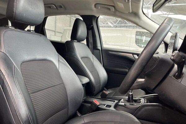Used Ford Kuga 2022 for sale - 75778940: Photo 17