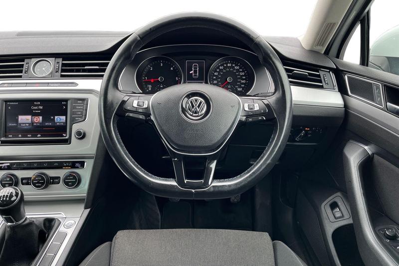 Used Volkswagen Passat for sale - 78109467: Photo 11
