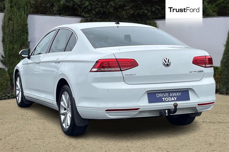 Used Volkswagen Passat for sale - 78109467: Photo 2