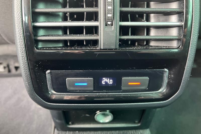 Used Volkswagen Passat for sale - 78109467: Photo 25