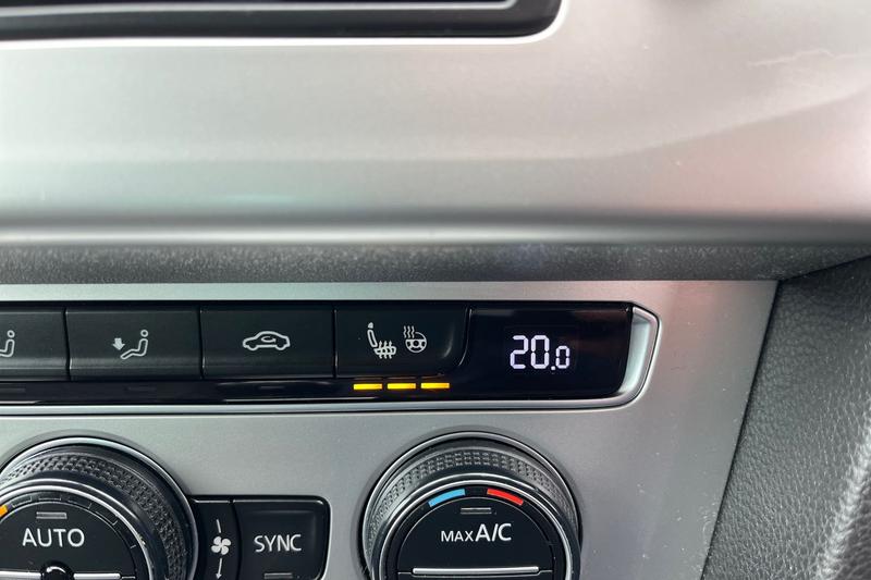 Used Volkswagen Passat for sale - 78109467: Photo 34