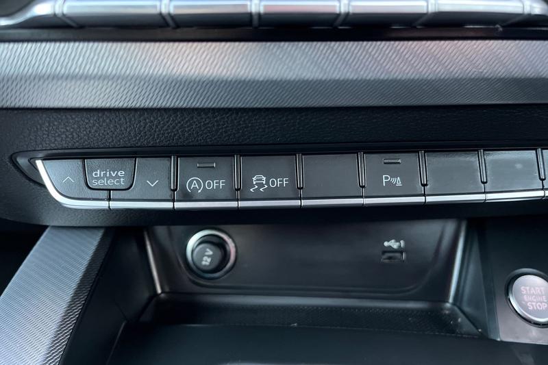 Used Audi A4 2022 for sale - 76647151: Photo 38