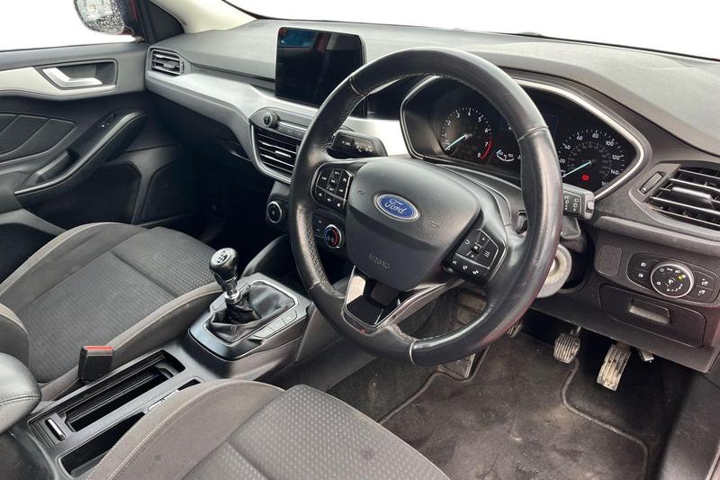 Used Ford Focus 2018 for sale - 76433938: Photo 9