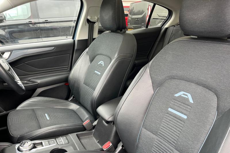 Used Ford Focus 2019 for sale - 77989120: Photo 19