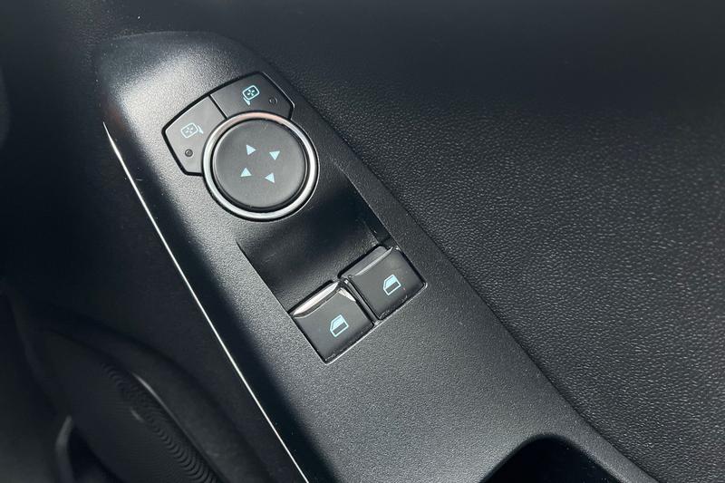 Used Ford Fiesta 2018 for sale - 77235893: Photo 16