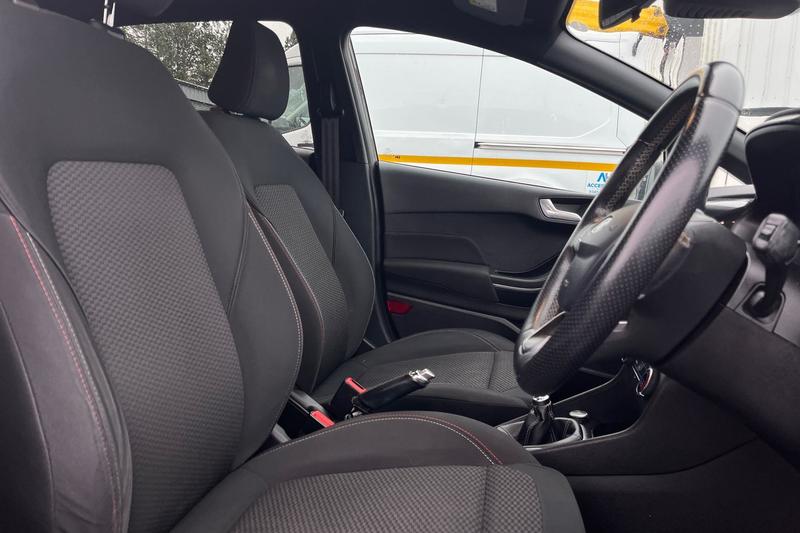 Used Ford Fiesta 2018 for sale - 77235893: Photo 17