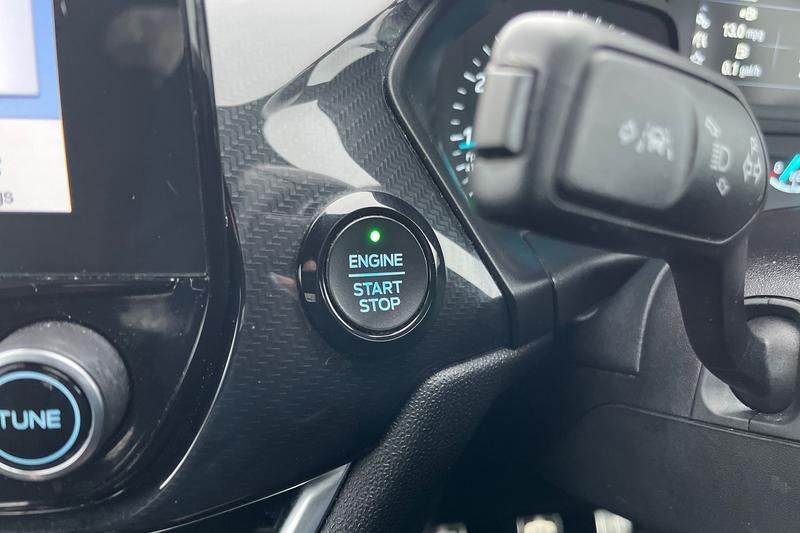 Used Ford Fiesta 2018 for sale - 77235893: Photo 38