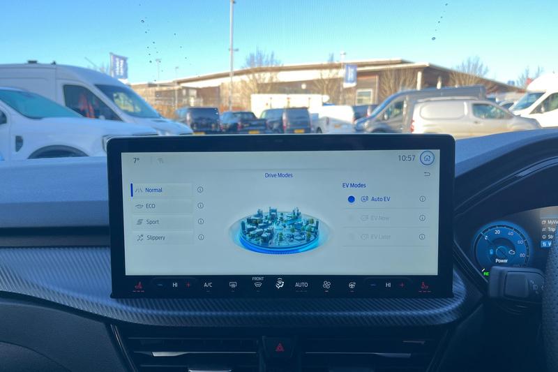 Used Ford Kuga 2025 for sale - 77006067: Photo 40