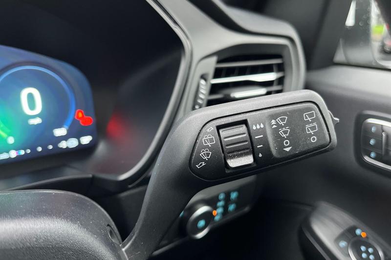 Used Ford Kuga 2024 for sale - 76971975: Photo 15