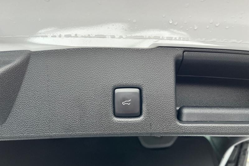 Used Ford Kuga 2024 for sale - 76971975: Photo 23