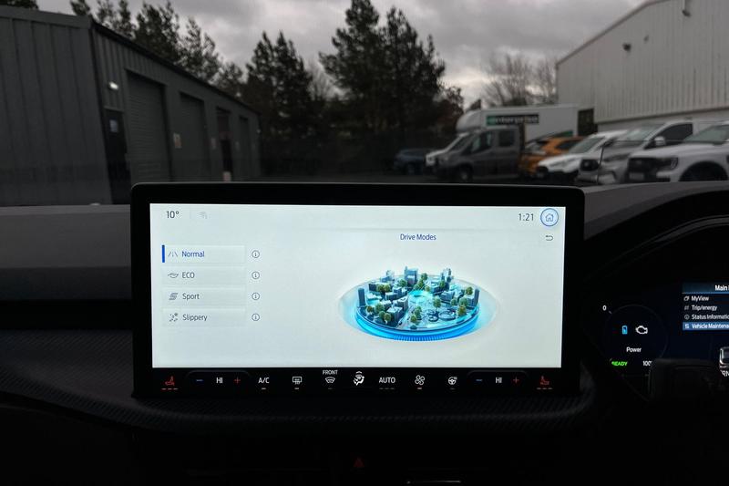 Used Ford Kuga 2024 for sale - 76971975: Photo 39