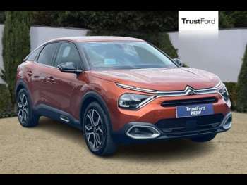 2022 - 100kW Shine Plus 50kWh 5dr Auto - CARPLAY, HEATED SEATS, REVERSING CAMERA -