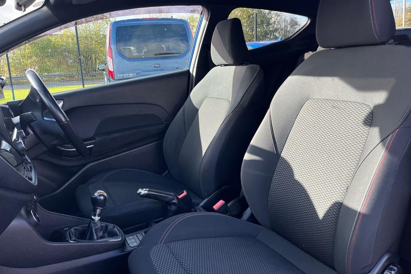 Used Ford Fiesta 2018 for sale - 76452894: Photo 19