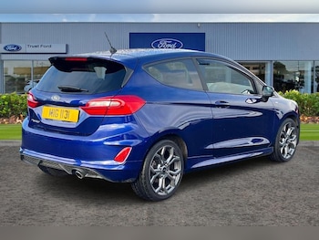 Used Ford Fiesta 2018 for sale - 76452894: Photo