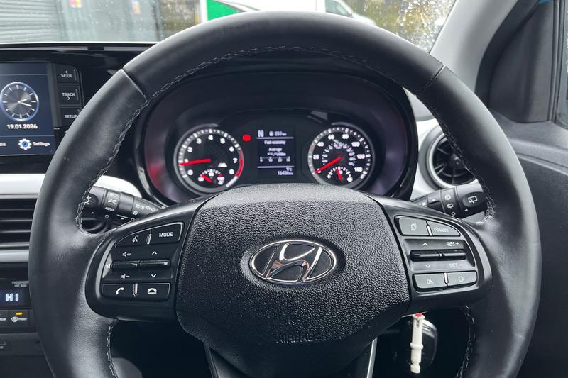 Used Hyundai i10 2022 for sale - 77292709: Photo 12