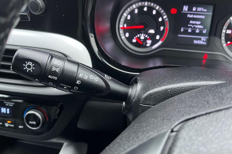 Used Hyundai i10 2022 for sale - 77292709: Photo 14