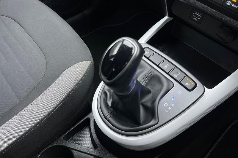 Used Hyundai i10 2022 for sale - 77292709: Photo 34