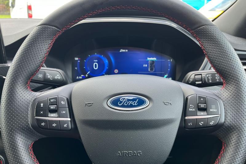 Used Ford Kuga 2023 for sale - 75985132: Photo 12