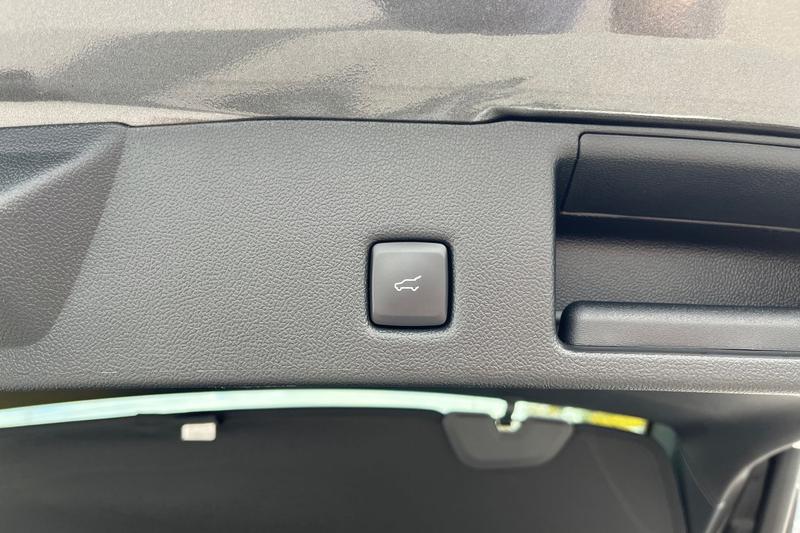 Used Ford Kuga 2023 for sale - 75985132: Photo 24