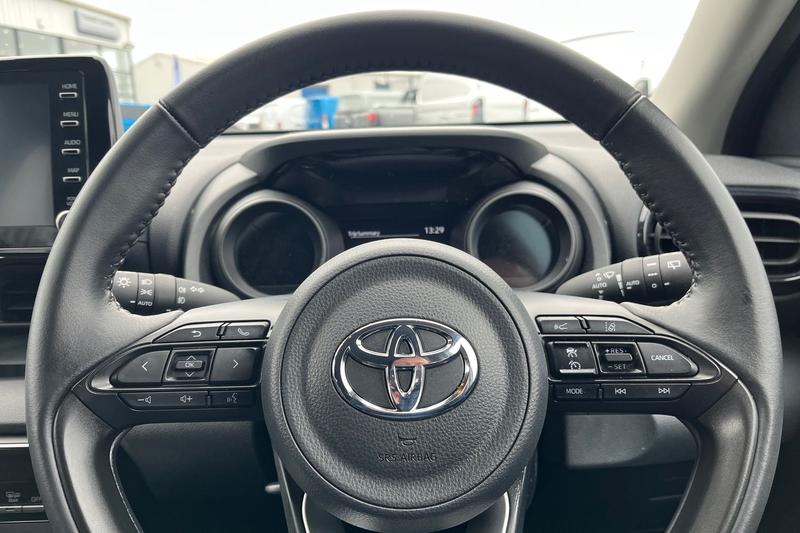 Used Toyota Yaris 2022 for sale - 77679473: Photo 12