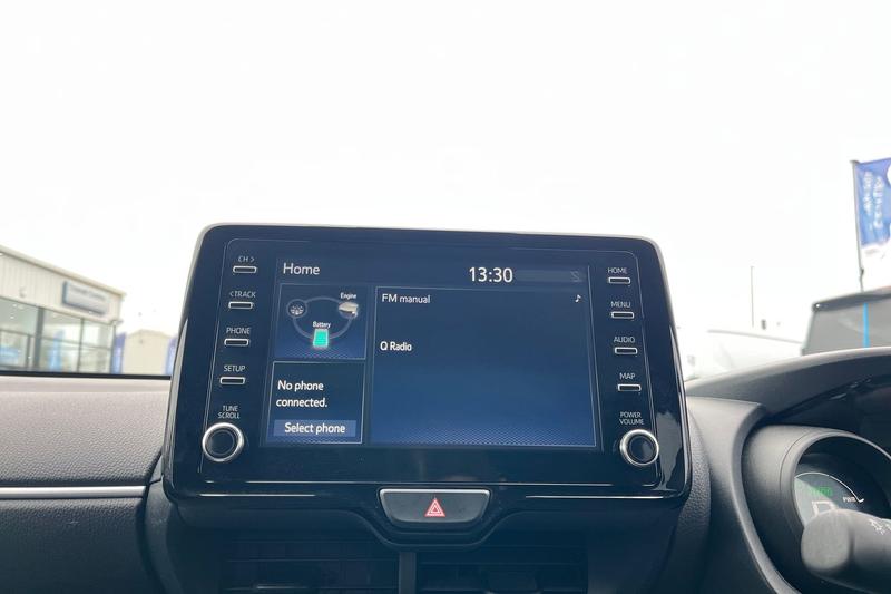 Used Toyota Yaris 2022 for sale - 77679473: Photo 30