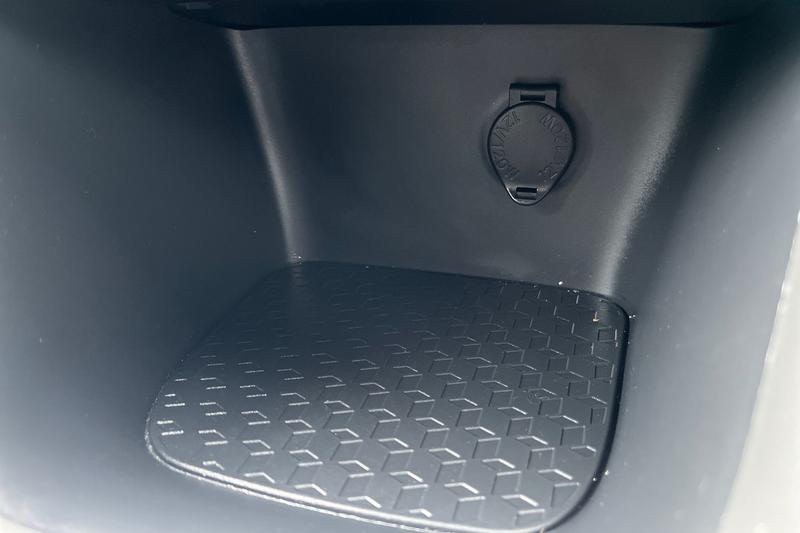 Used Toyota Yaris 2022 for sale - 77679473: Photo 37