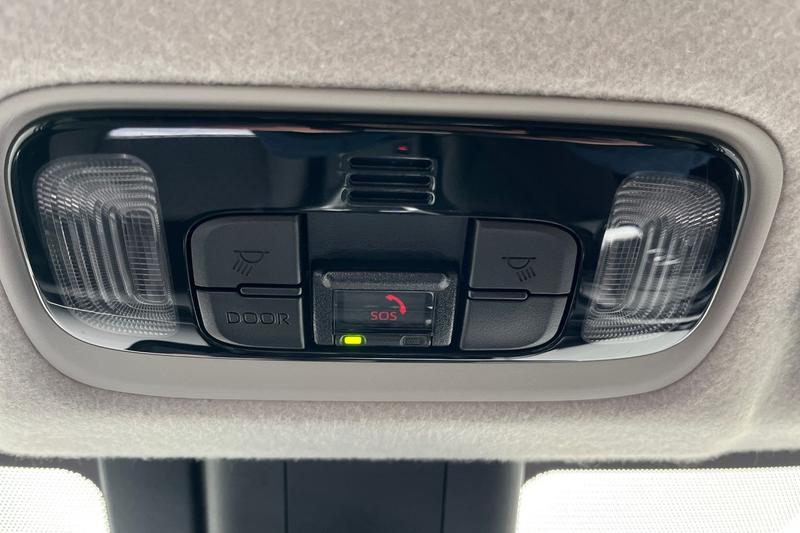 Used Toyota Yaris 2022 for sale - 77679473: Photo 39