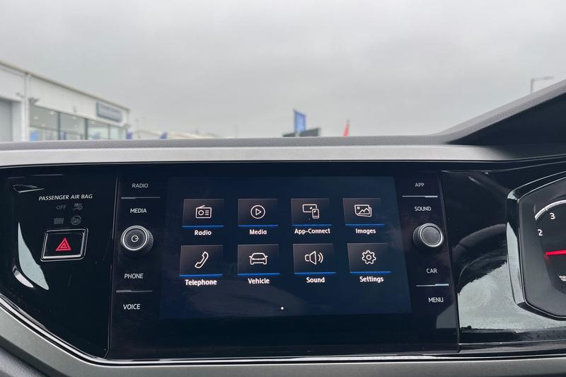 Used Volkswagen Polo 2018 for sale - 77435083: Photo 30