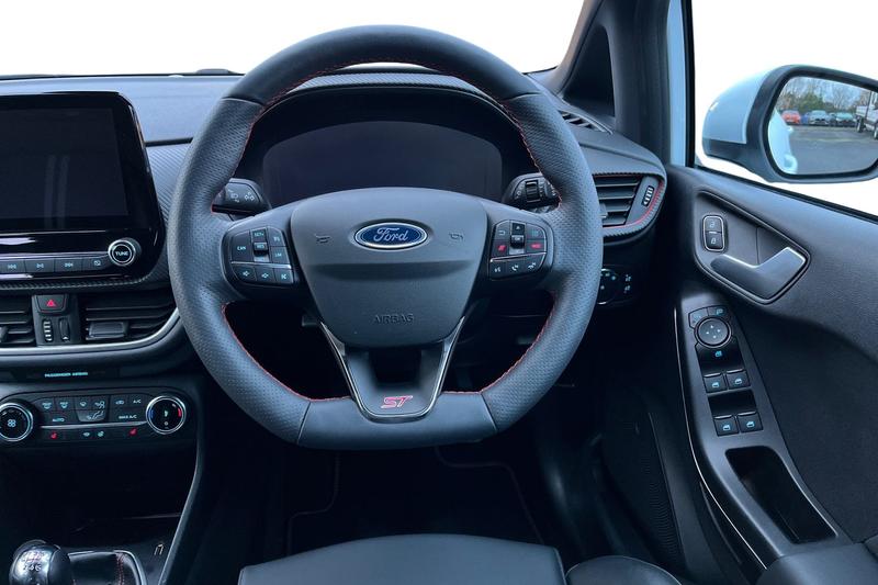 Used Ford Fiesta 2023 for sale - 76355553: Photo 11