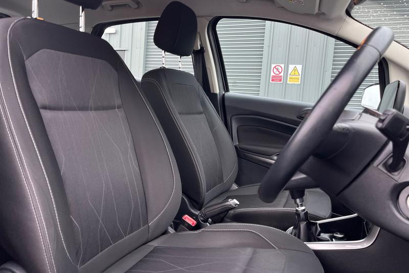 Used Ford Ecosport 2018 for sale - 76904620: Photo 17