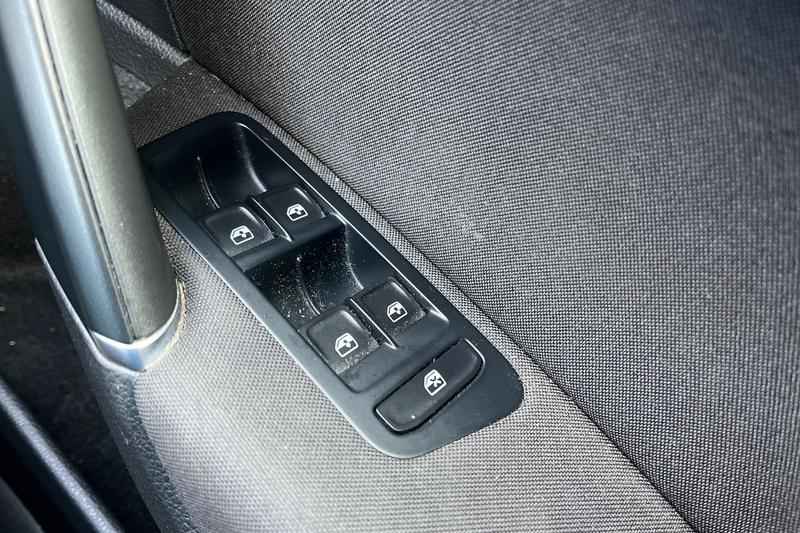 Used Volkswagen Golf for sale - 78186405: Photo 16