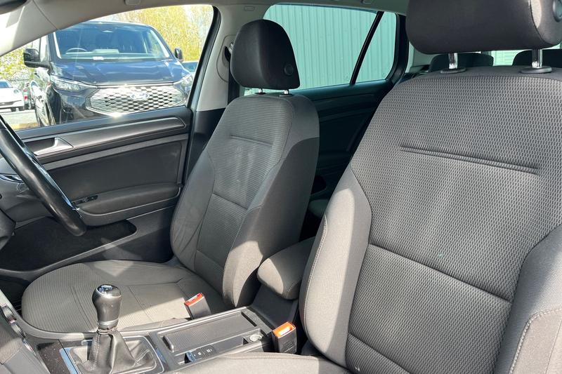 Used Volkswagen Golf for sale - 78186405: Photo 19