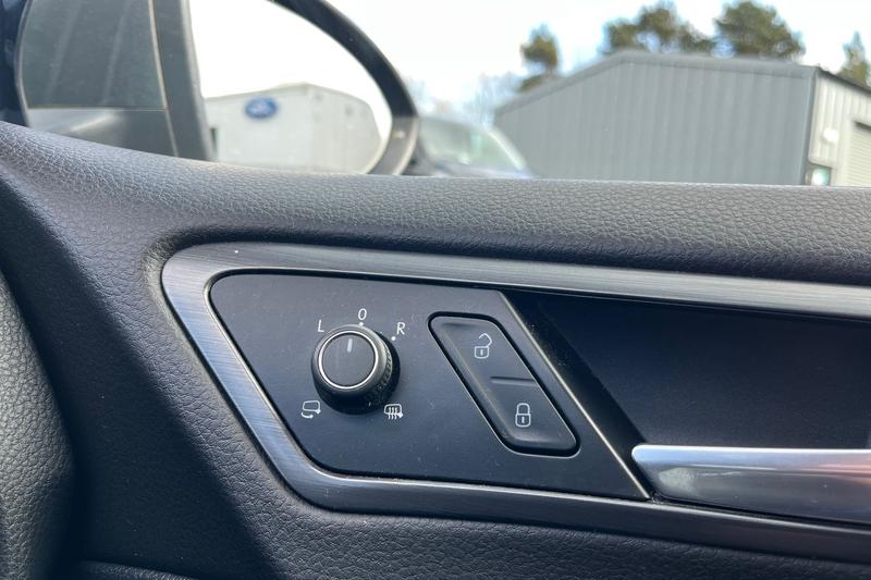 Used Volkswagen Golf for sale - 78186405: Photo 28