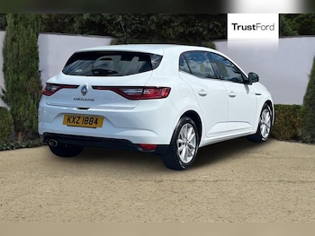 Used Renault Megane 2017 for sale - 78486745: Photo