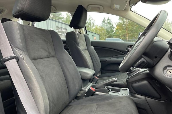 Used Honda CR-V 2016 for sale - 76302717: Photo 17