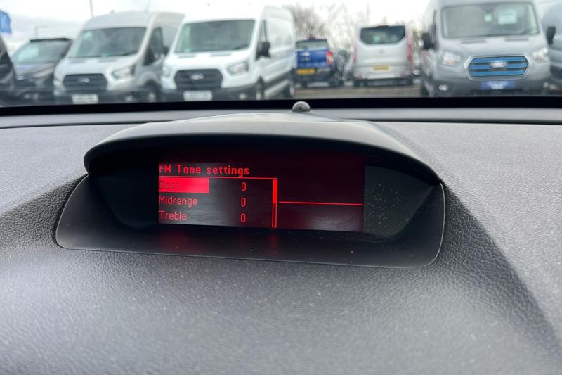 Used Vauxhall Mokka 2016 for sale - 77878232: Photo 33