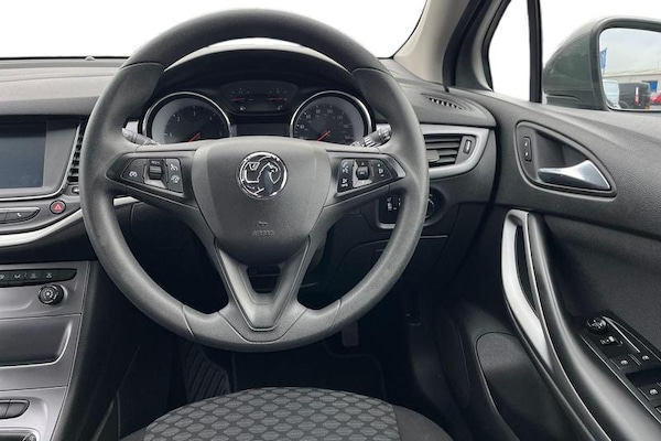 Used Vauxhall Astra 2017 for sale - 76255428: Photo 11